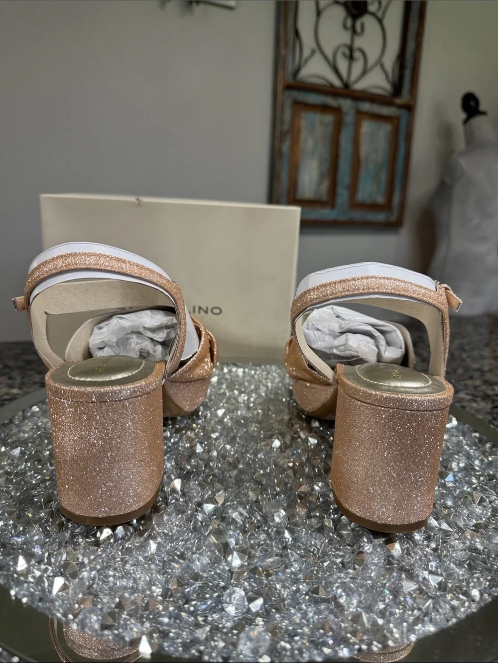 Bandolino Rose Gold Glitter Knotted Platform heels NEW 7